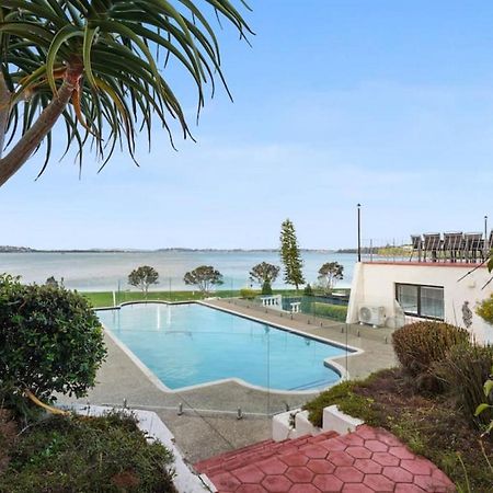 Magnificent Beachfront Mansion - Pool - Fireplace Auckland Zewnętrze zdjęcie