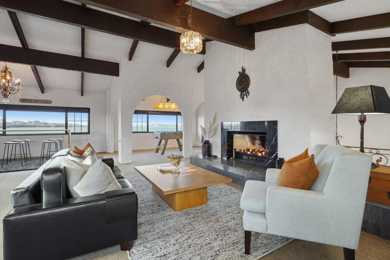 Magnificent Beachfront Mansion - Pool - Fireplace Auckland Zewnętrze zdjęcie