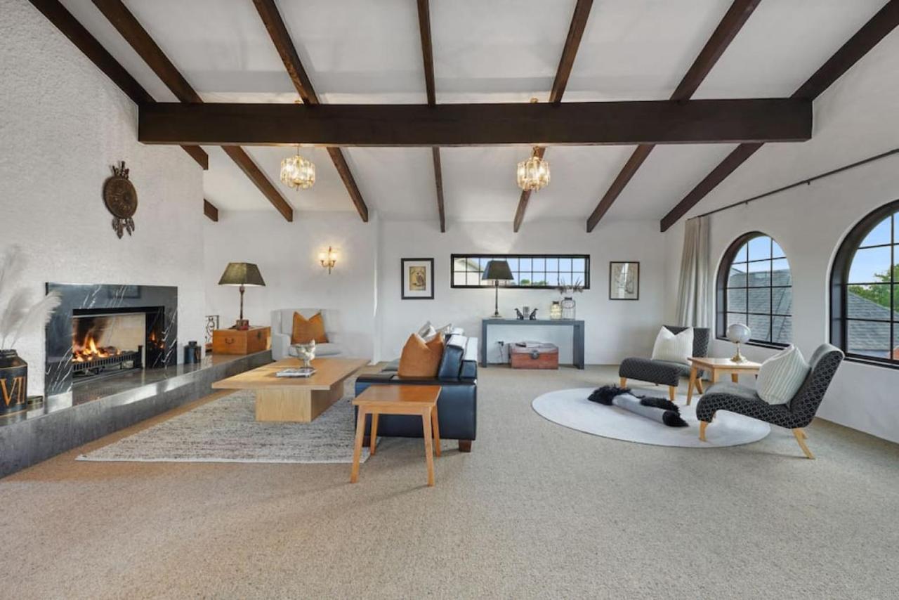 Magnificent Beachfront Mansion - Pool - Fireplace Auckland Zewnętrze zdjęcie