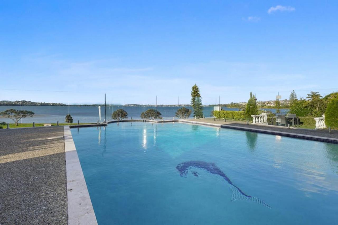 Magnificent Beachfront Mansion - Pool - Fireplace Auckland Zewnętrze zdjęcie