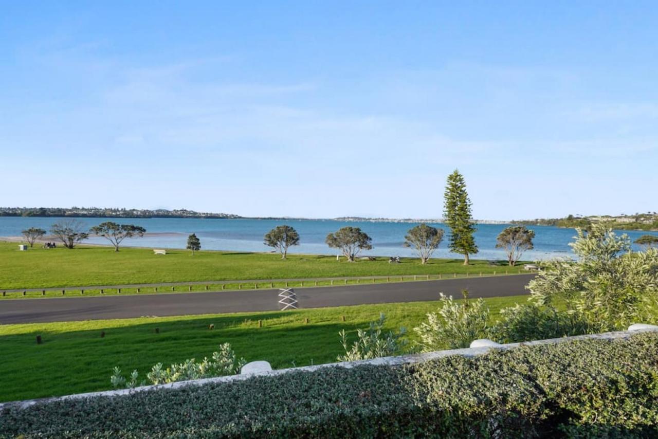 Magnificent Beachfront Mansion - Pool - Fireplace Auckland Zewnętrze zdjęcie